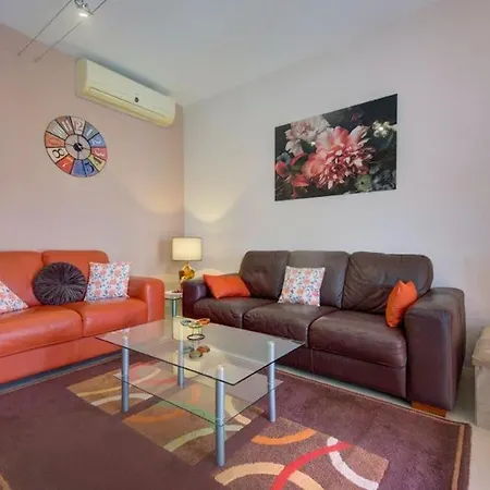 Steps From The Sea - Side Seaview - Sleep 5 Appartement *