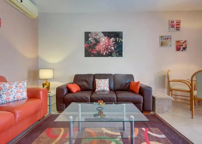 Steps From The Sea - Side Seaview - Sleep 5 Apartament St Paul's Bay