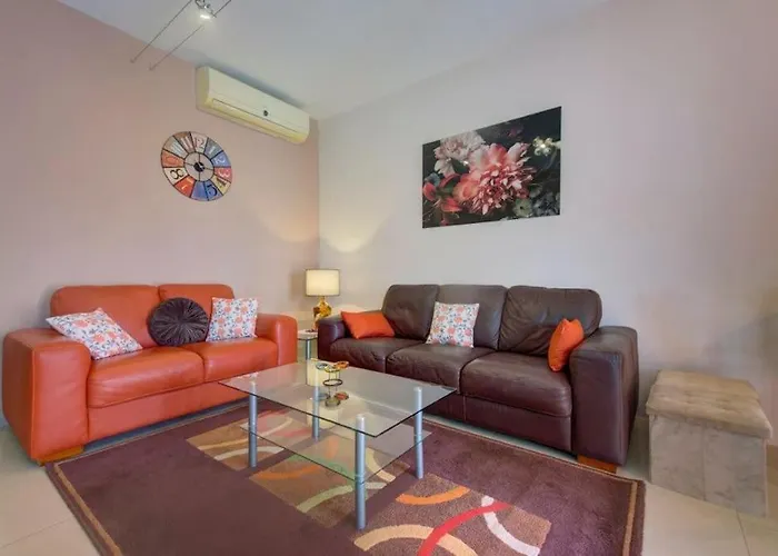 Steps From The Sea - Side Seaview - Sleep 5 Apartment *